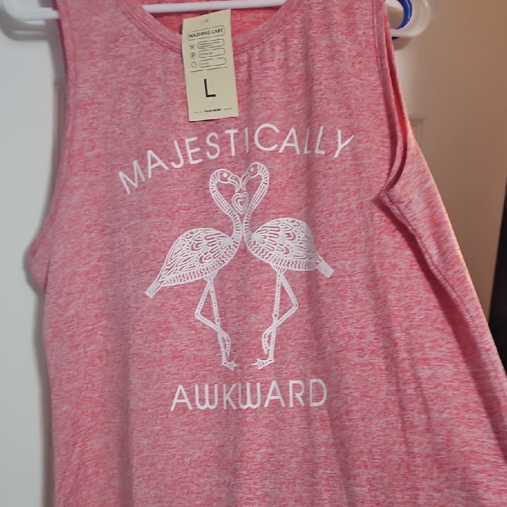 NWT Large Flamingo Tank